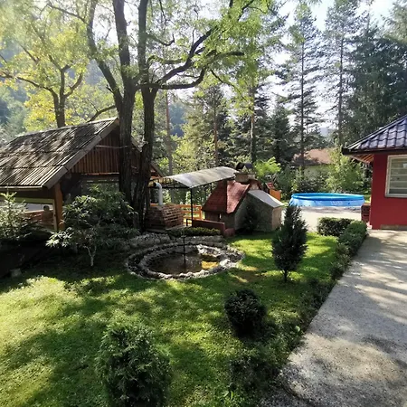 Vikendica Momkovic Dom wakacyjny Zavidovici